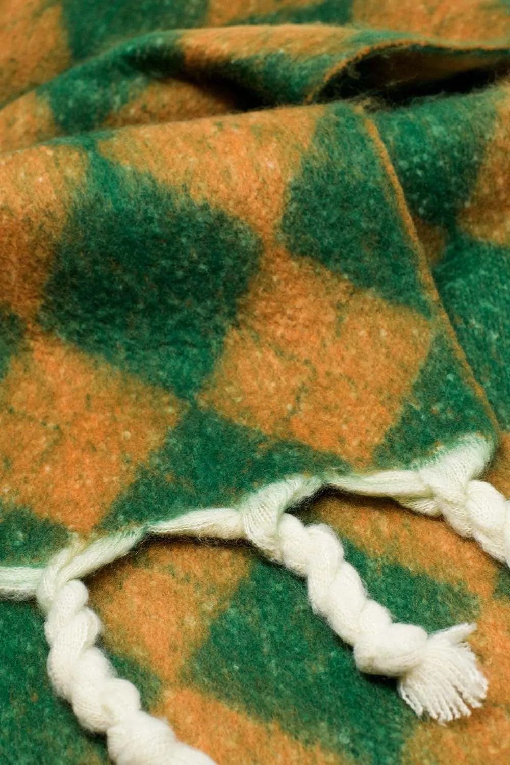 Chunky Scarf In Argyle Pattern In  Green