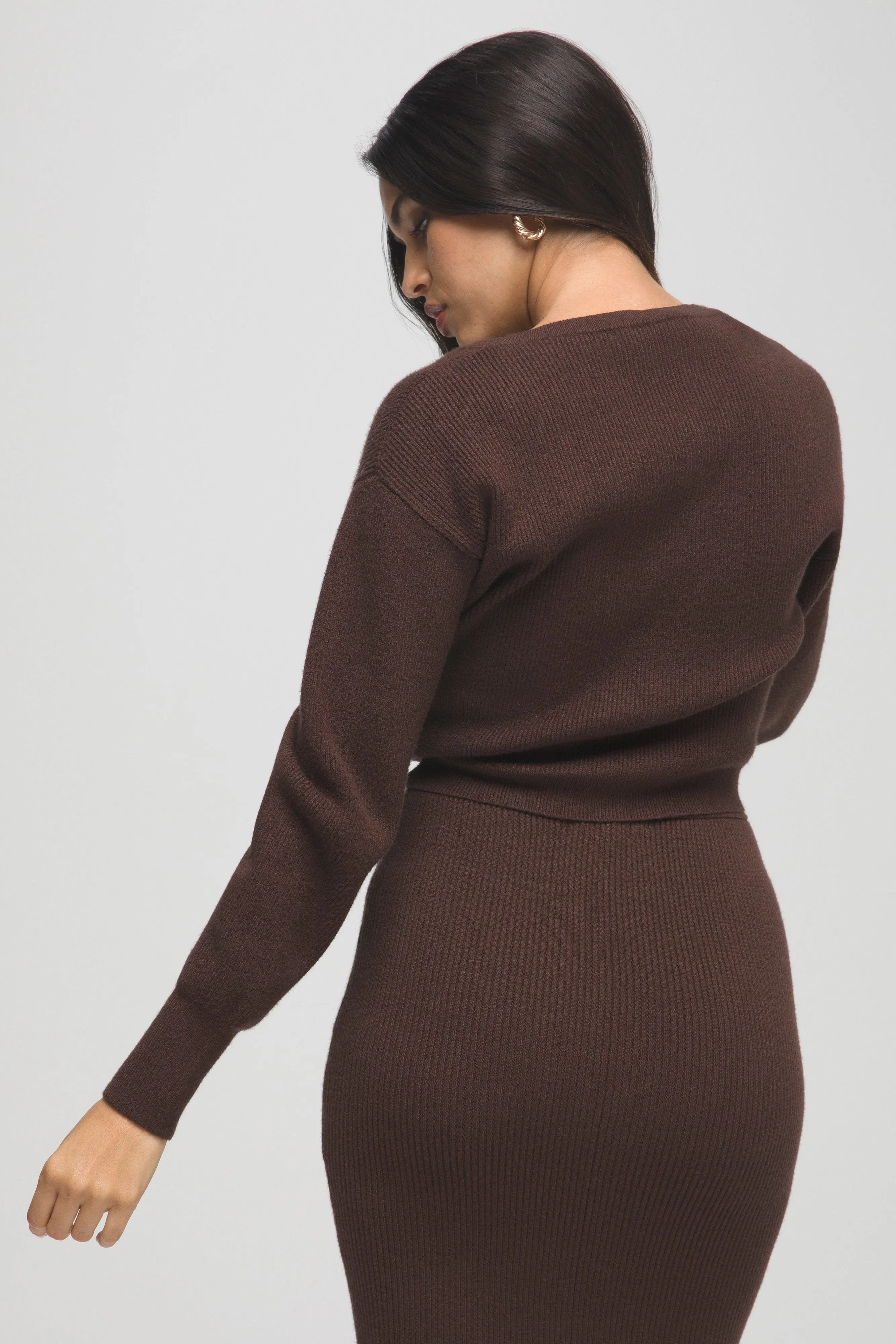 LACE UP SWEATER | CHOCOLATE003