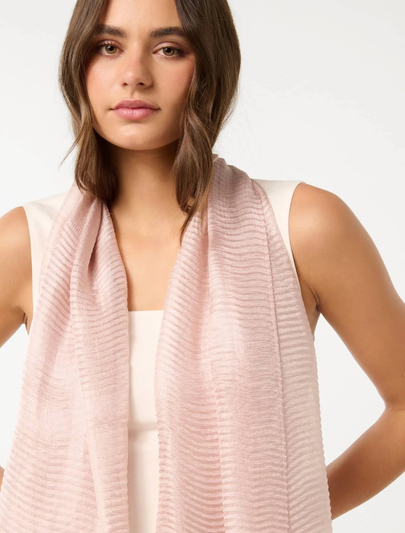 Pearl Pleated Scarf