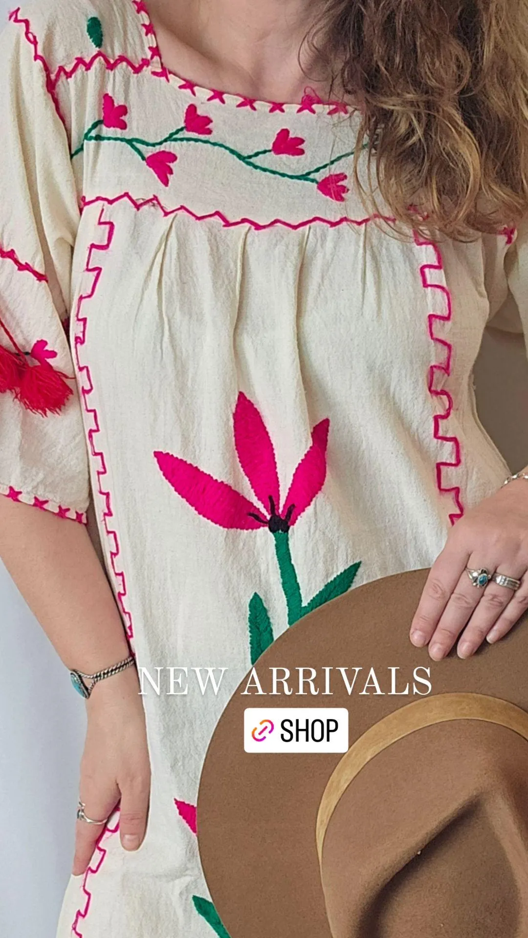 VINTAGE MEXICAN COTTON EMBROIDEERED DRESS M